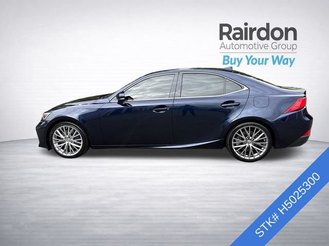 Used 2017 Lexus IS 300 AWD image 4