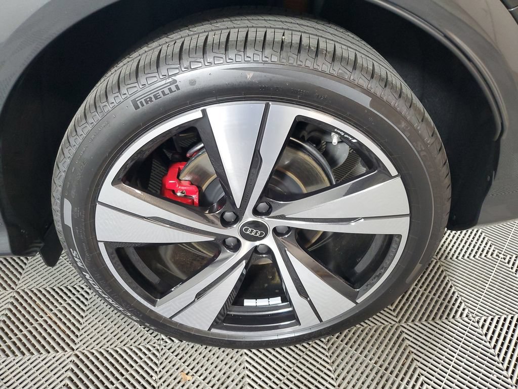 New 2026 Audi SQ5 Premium Plus AWD/4WD image 10
