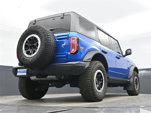 Used 2023 Ford Bronco Badlands image 39
