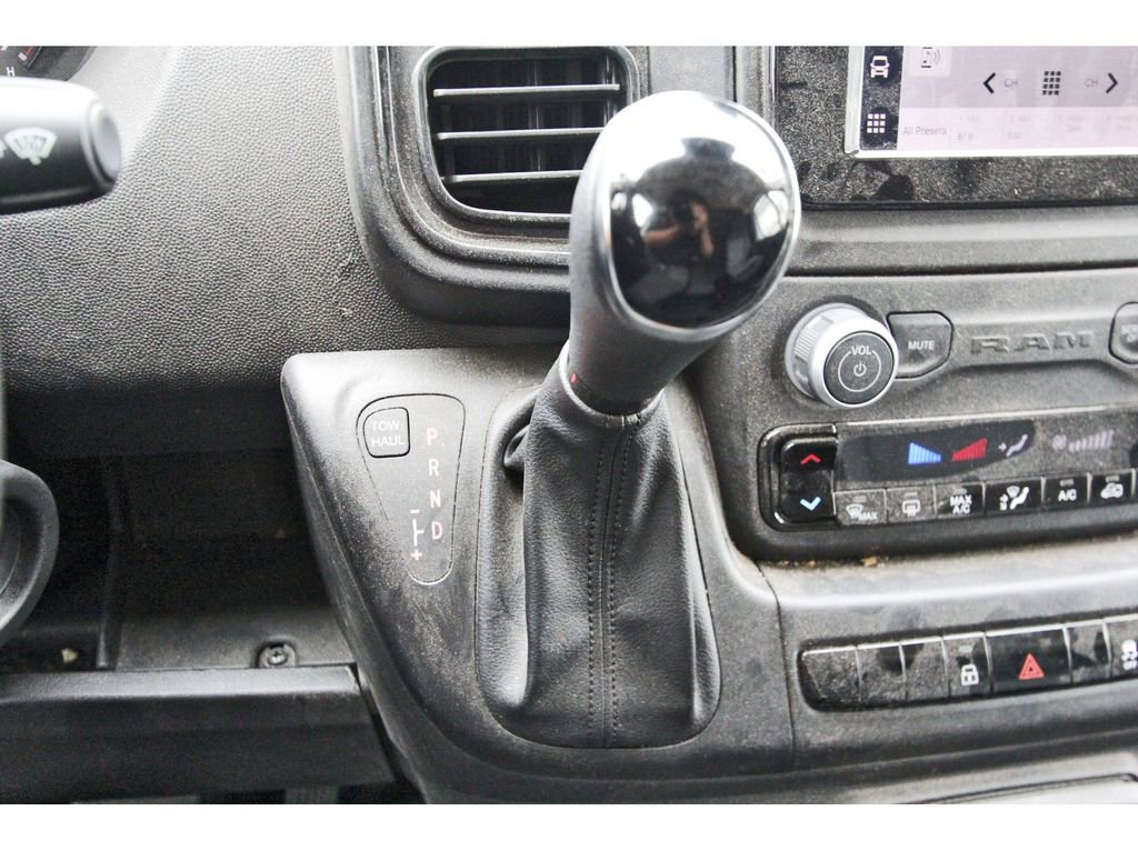 Used 2026 RAM ProMaster 2500 w/ Convenience Group FWD image 23