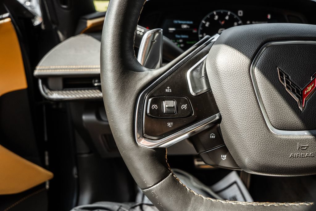 Used 2020 Chevrolet Corvette Stingray Preferred Cpe w/ 2LT Preferred Equipment Group RWD image 23