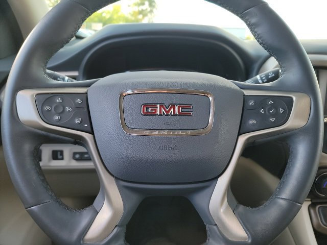 Used 2023 GMC Acadia Denali w/ Denali Technology Package AWD/4WD image 14