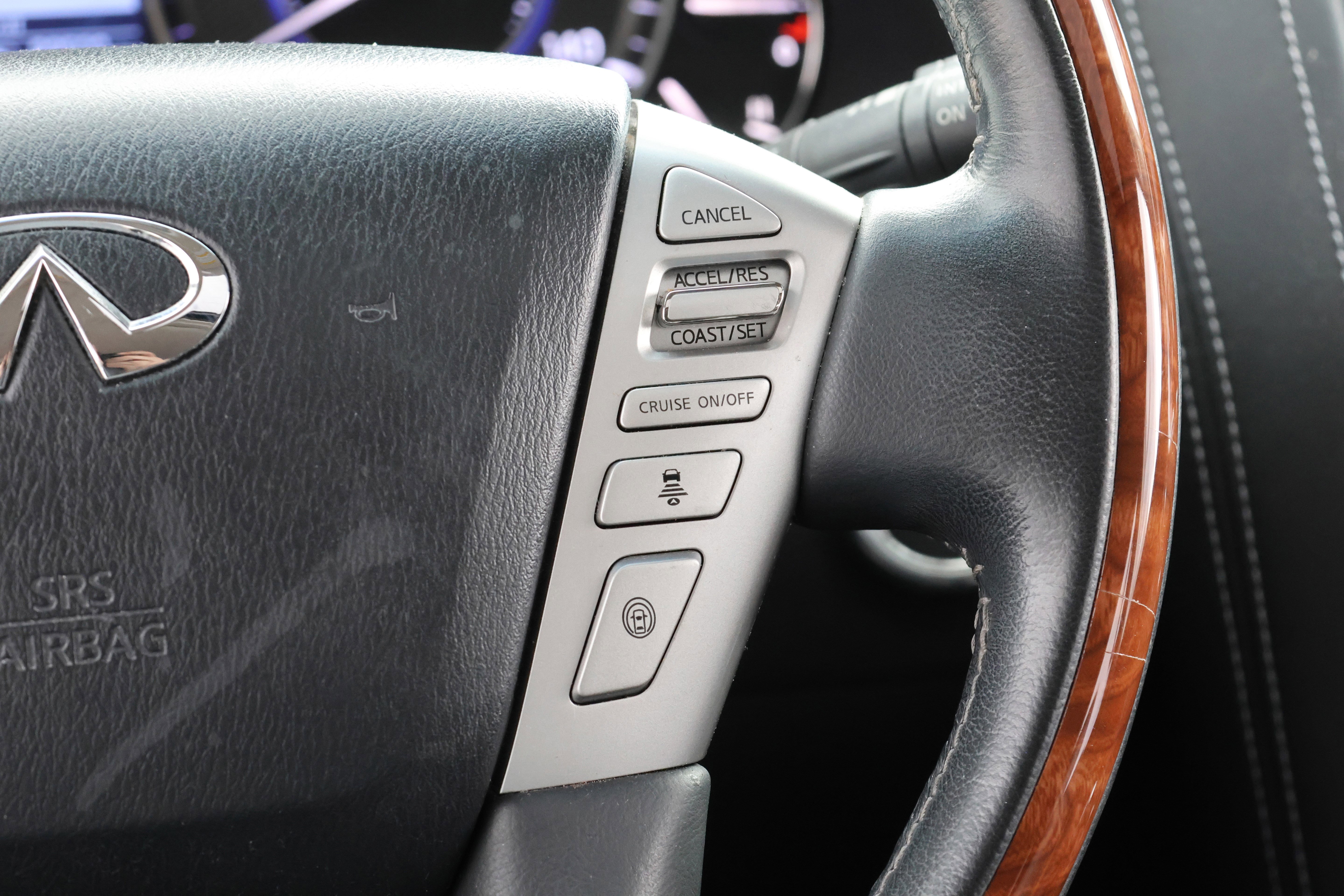 Used 2017 INFINITI QX80 2WD w/ Deluxe Technology Package image 21