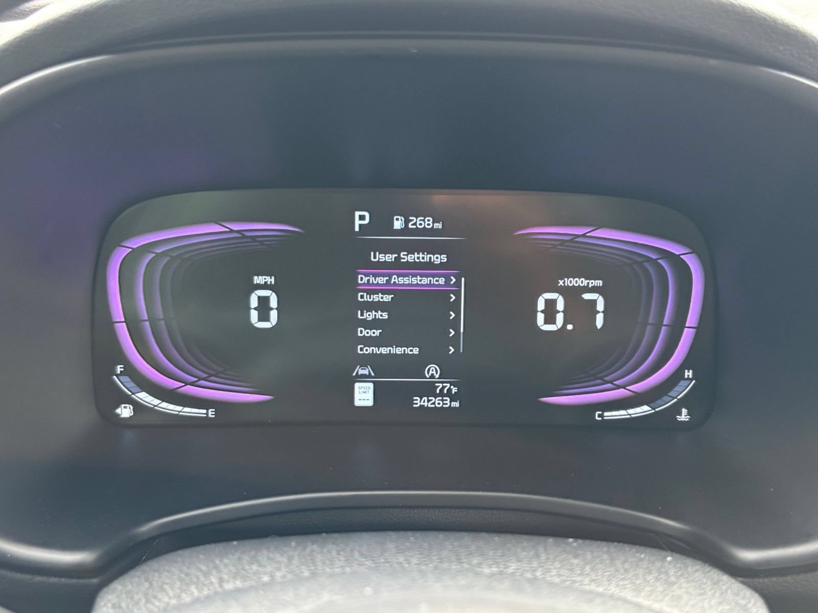Used 2025 Kia Soul LX w/ LX Technology Package FWD image 36