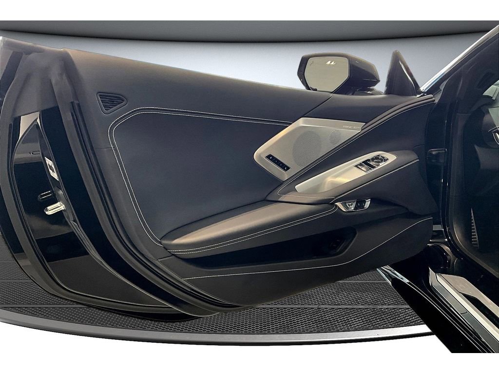 Used 2023 Chevrolet Corvette Stingray Preferred Cpe w/ 2LT image 22