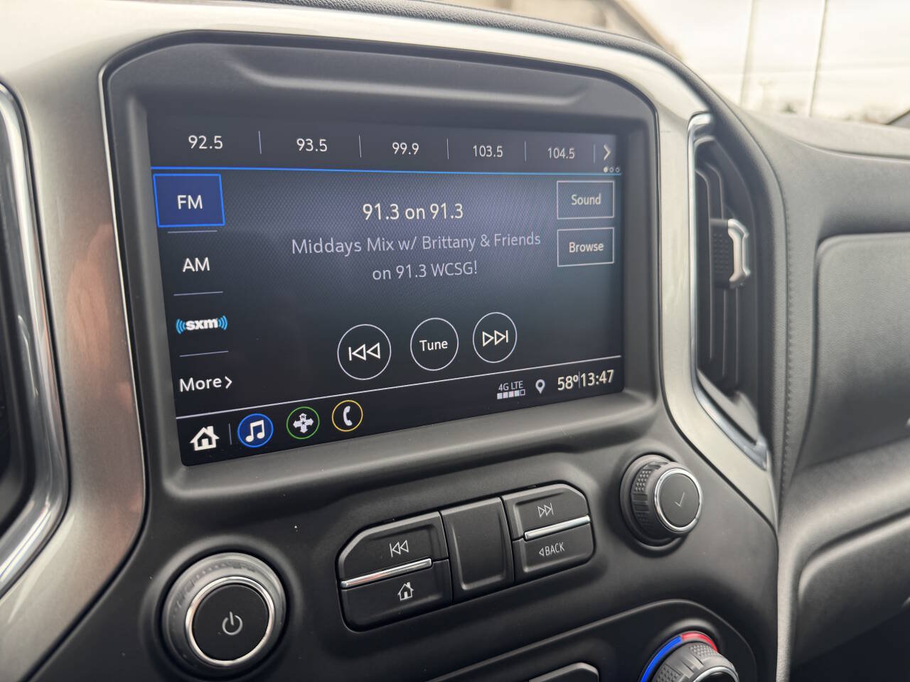 Used 2021 Chevrolet Silverado 1500 RST AWD/4WD image 12