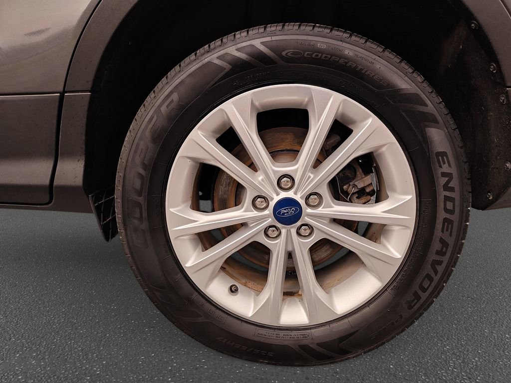 Used 2019 Ford Escape SE image 14