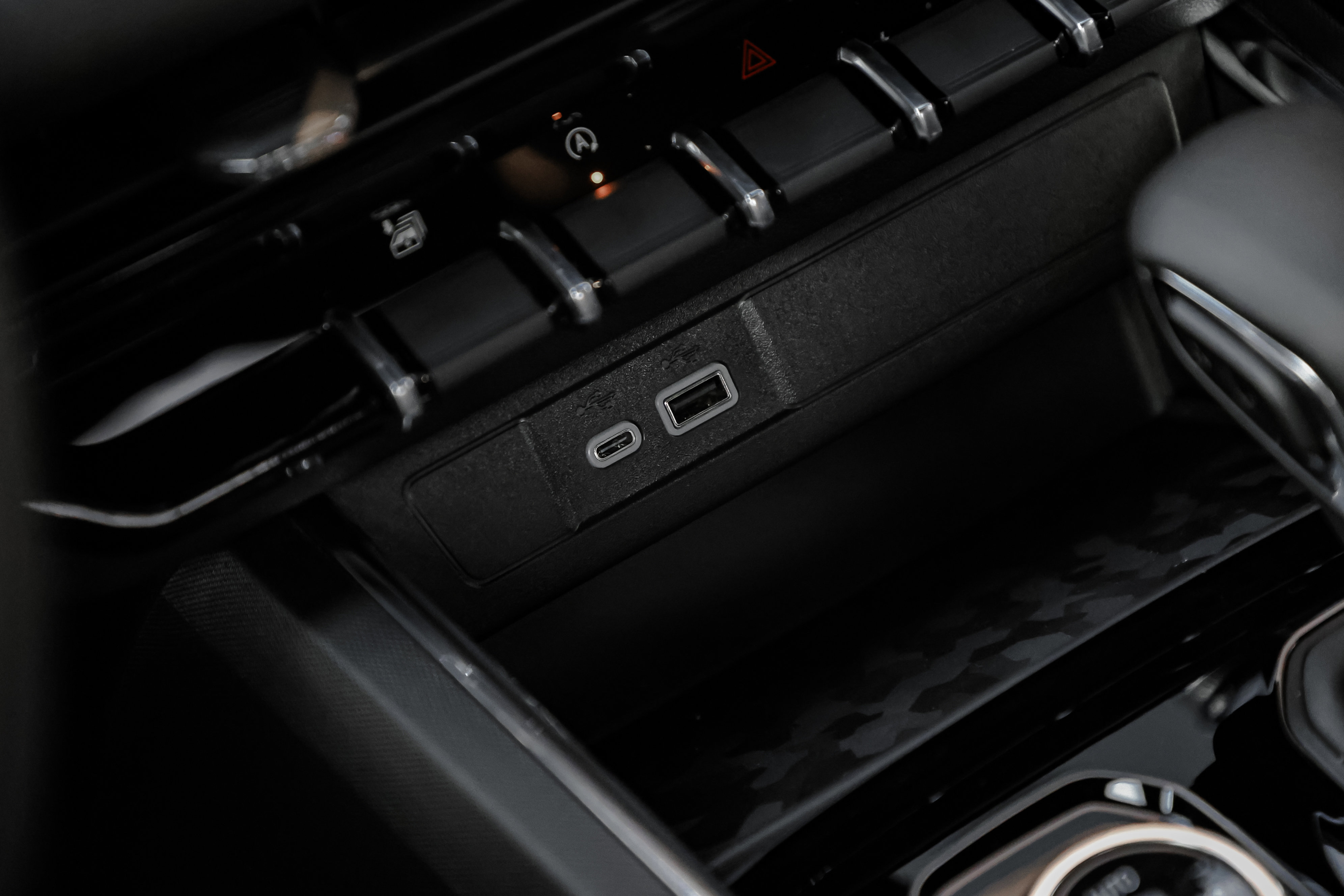 New 2026 GMC Canyon Elevation w/ Convenience Package image 30