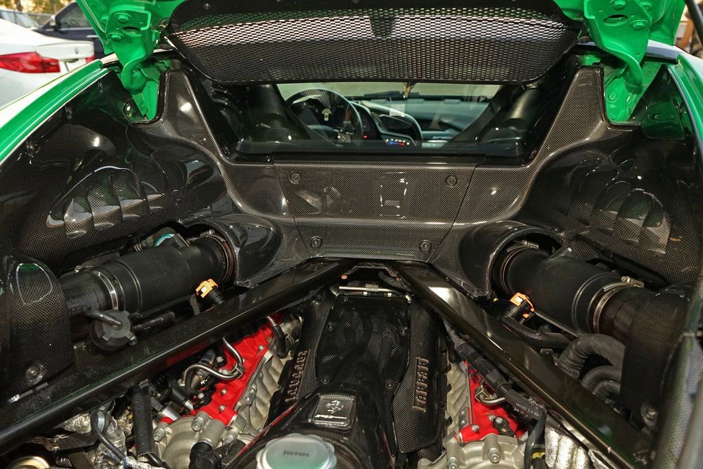 Used 2021 Ferrari SF90 Stradale image 40