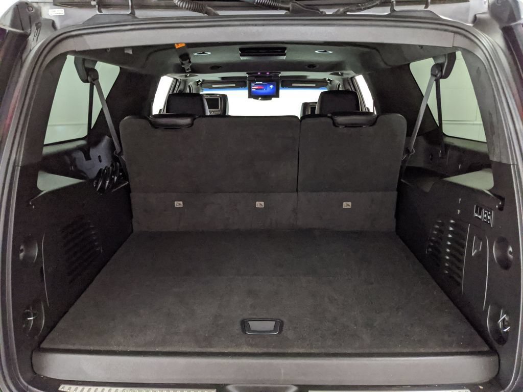 Used 2019 Cadillac Escalade ESV Platinum AWD/4WD image 21