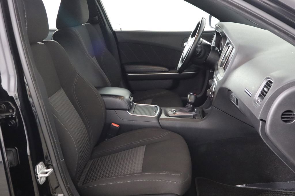 Used 2023 Dodge Charger SXT RWD image 19