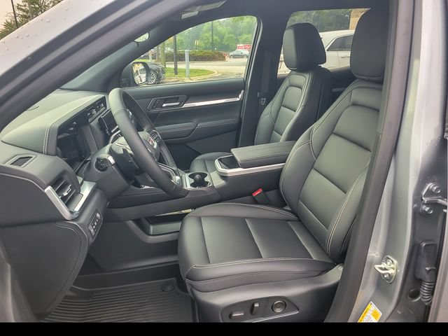 New 2027 GMC Terrain Elevation w/ Elevation Premium Package FWD image 9