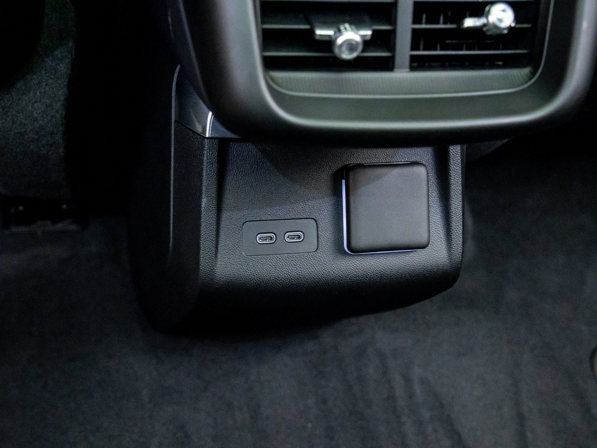 Used 2025 Cadillac Lyriq Luxury w/ LPO, Floor Liner Package image 25