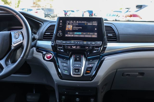 Used 2024 Honda Odyssey Touring image 15