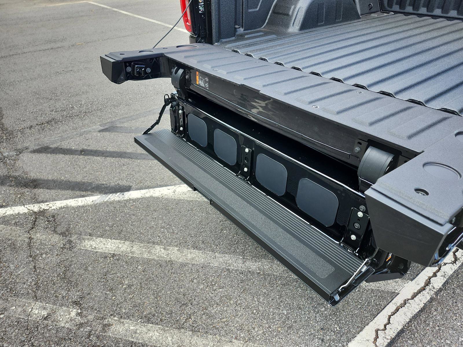 New 2026 GMC Sierra 1500 AT4 w/ AT4 Premium Package image 11