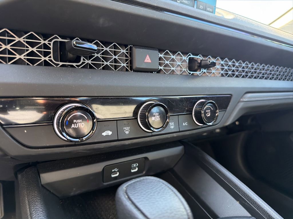 Certified 2025 Honda Accord LX image 23