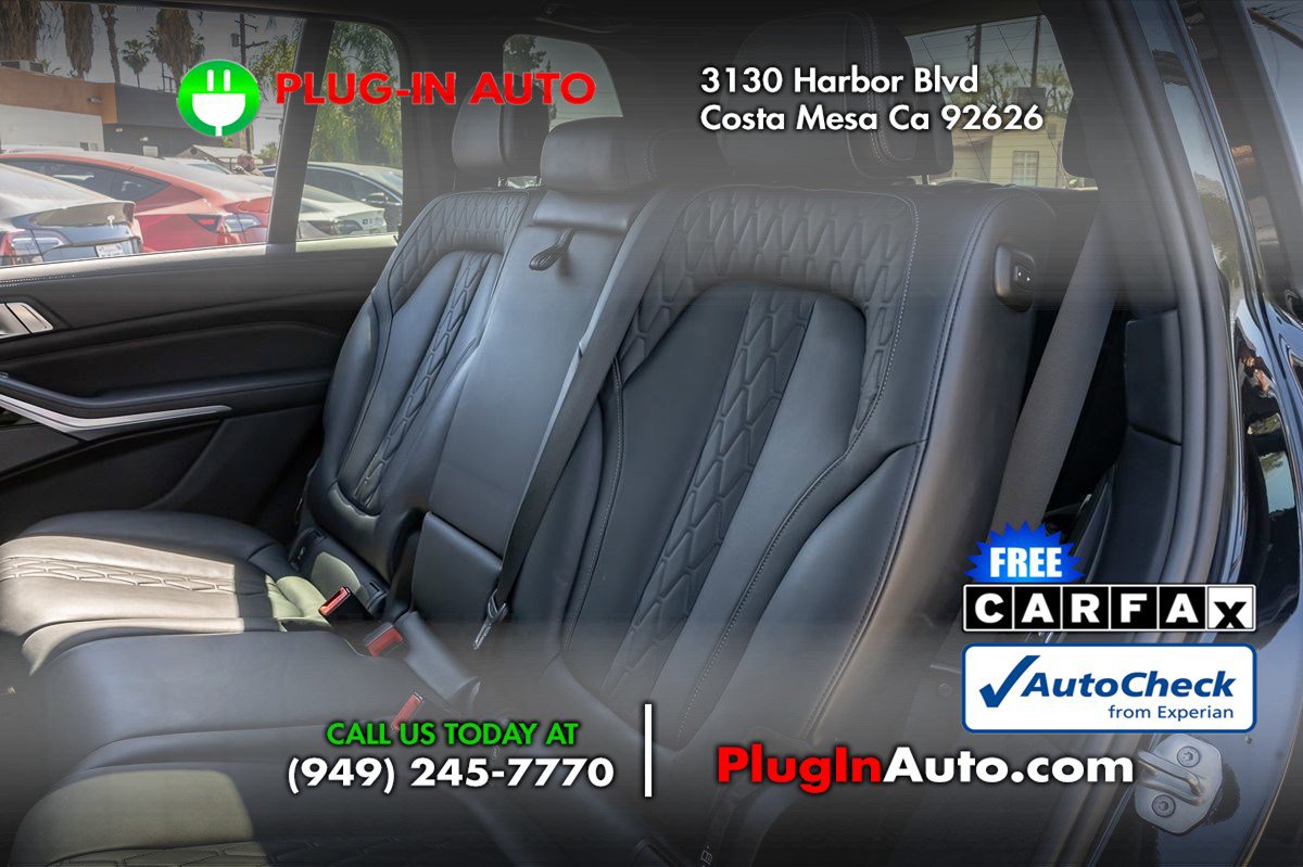Used 2019 BMW X7 xDrive50i w/ Dynamic Handling Package AWD/4WD image 13