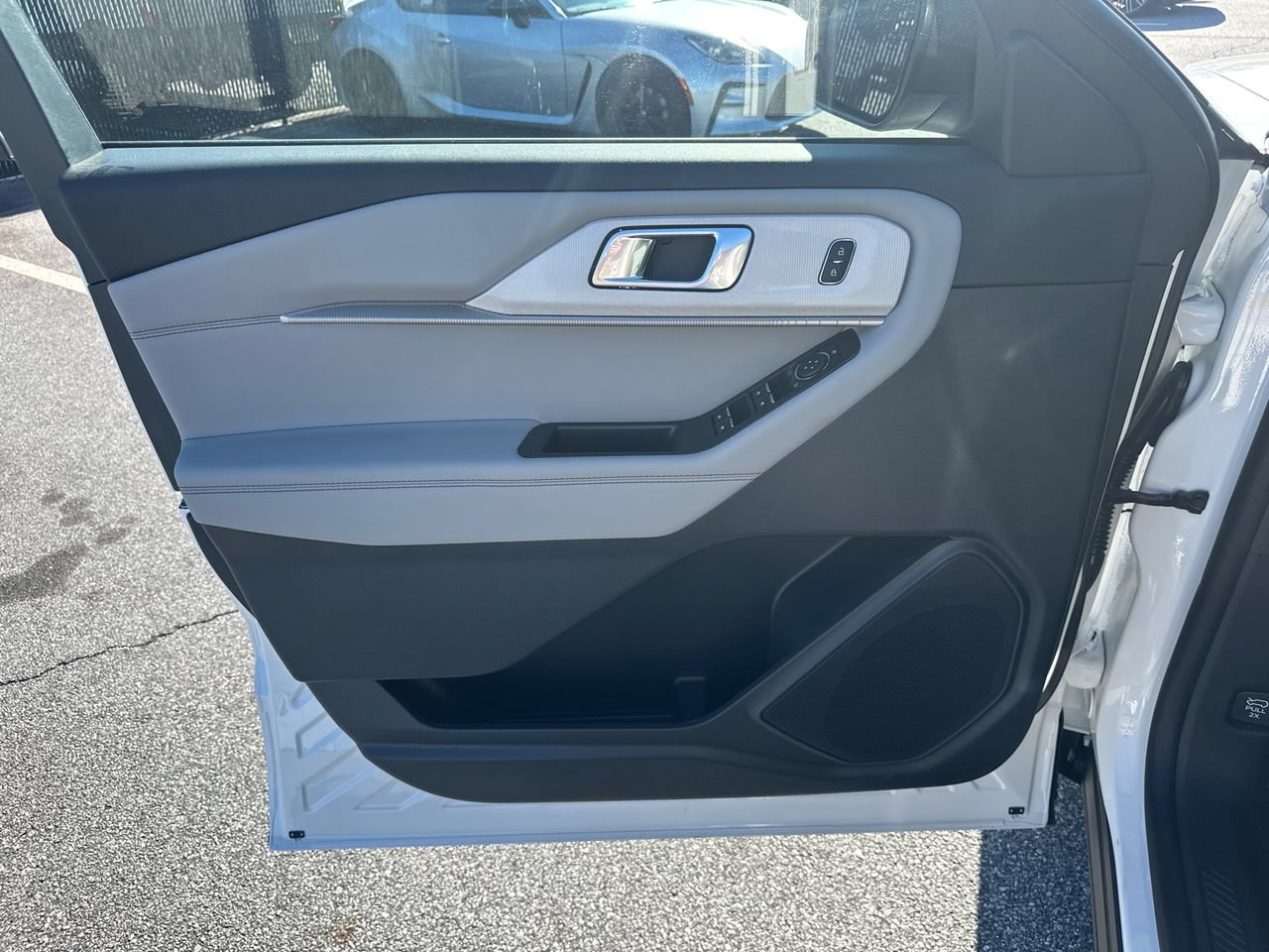 New 2026 Ford Explorer Active w/ Active Comfort Package AWD/4WD image 10
