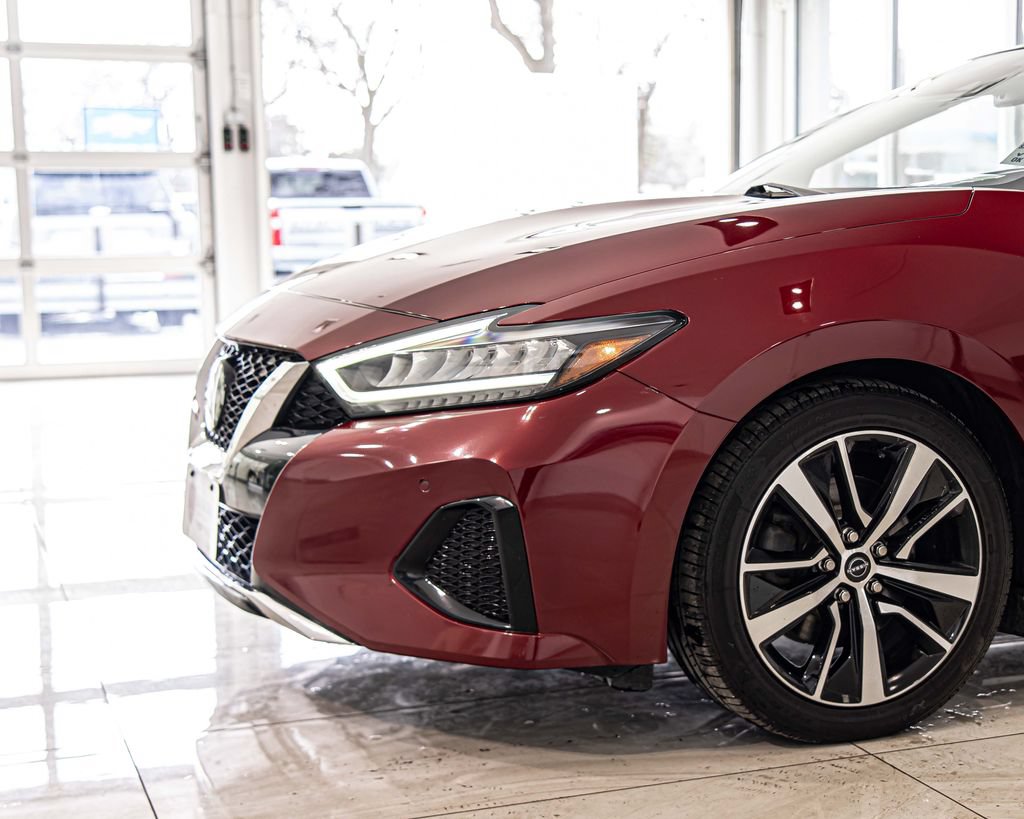 Used 2023 Nissan Maxima SL FWD image 4