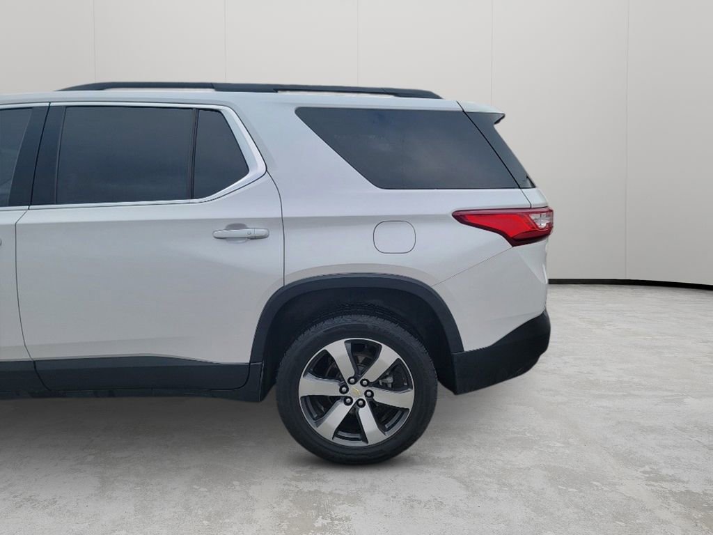 Used 2019 Chevrolet Traverse LT w/ LT Premium Package image 6