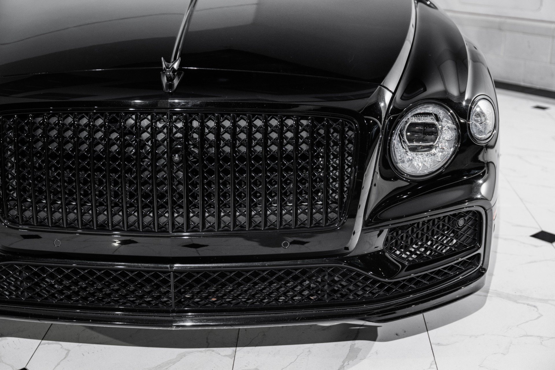 Certified 2022 Bentley Flying Spur V8 AWD/4WD image 12