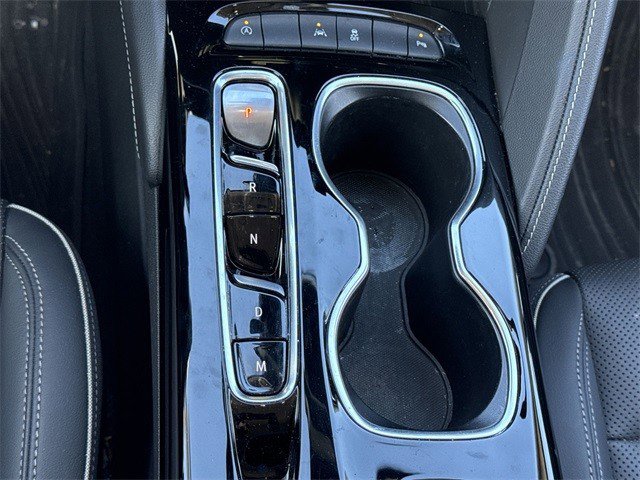 Used 2023 Buick Envision Essence image 19