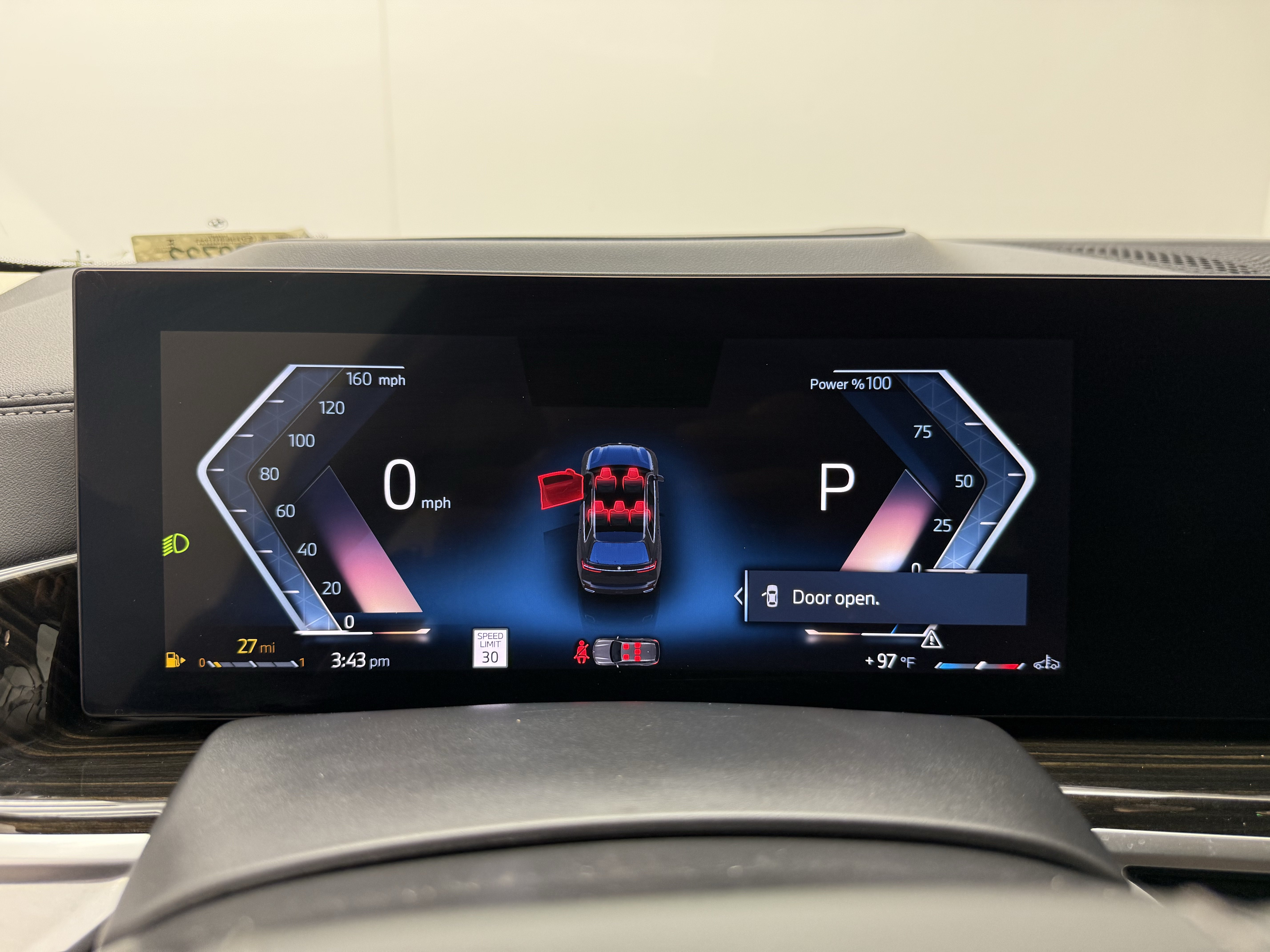 Used 2025 BMW X7 xDrive40i w/ Premium Package AWD/4WD image 16