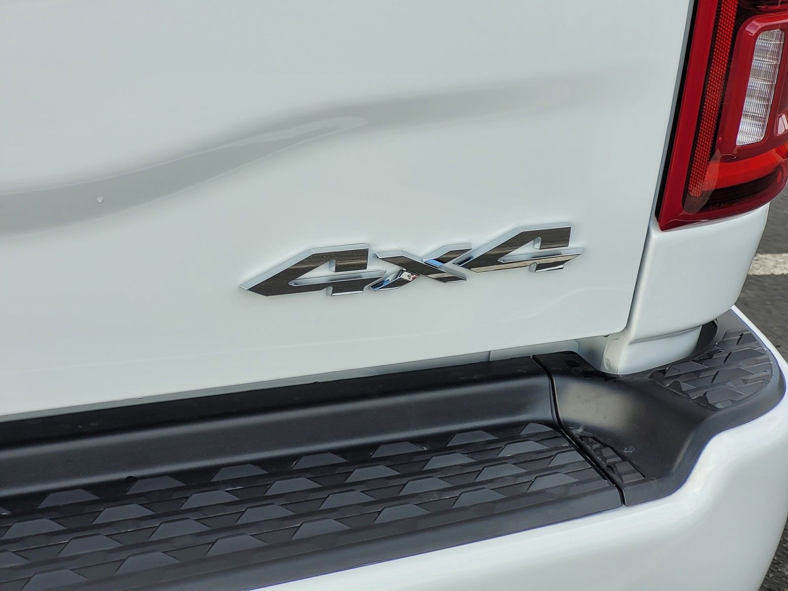 New 2026 RAM 3500 Limited AWD/4WD image 24