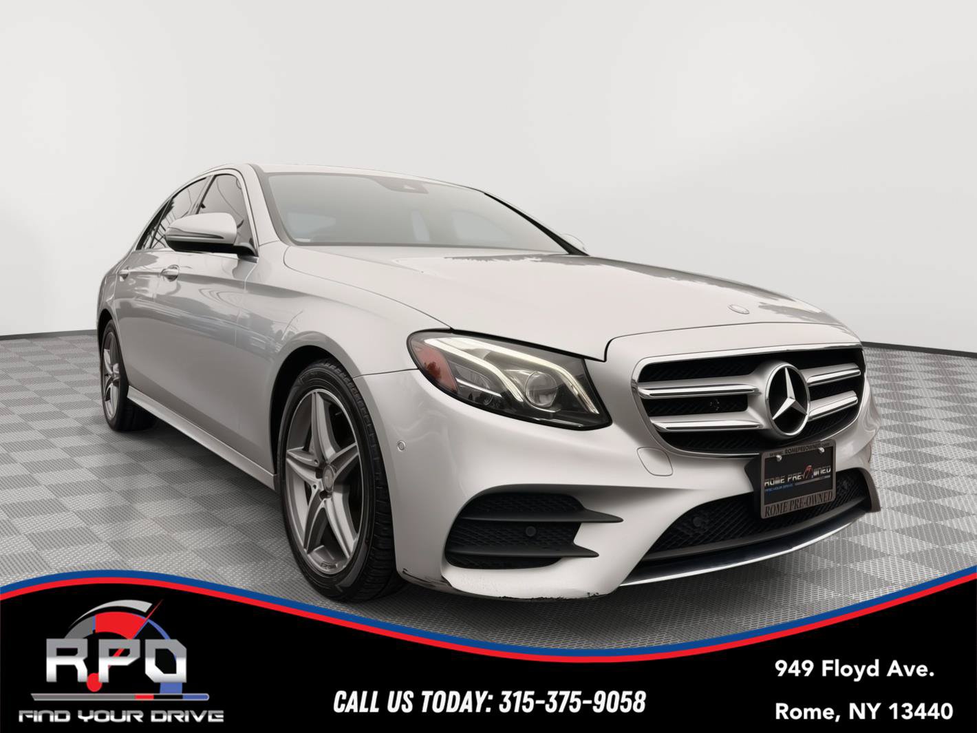 Used 2017 Mercedes-Benz E 300 4MATIC image 7