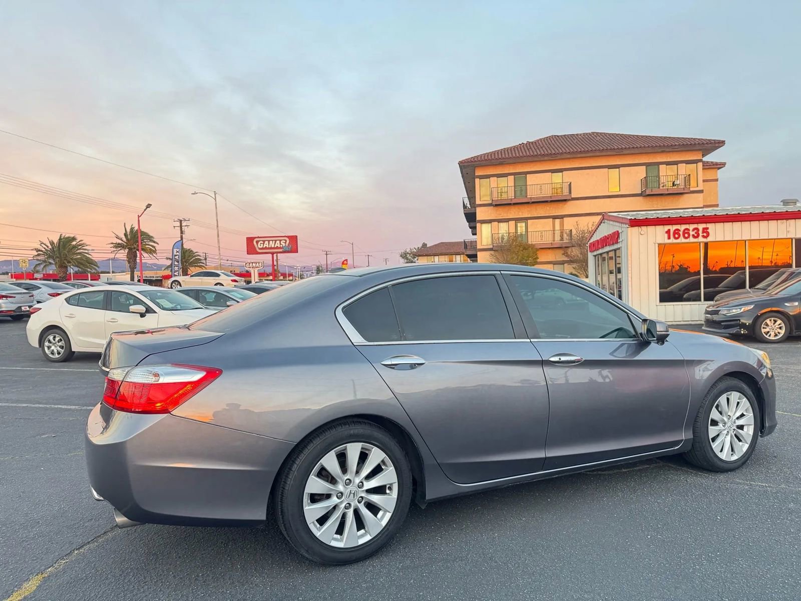Used 2013 Honda Accord EX-L image 9