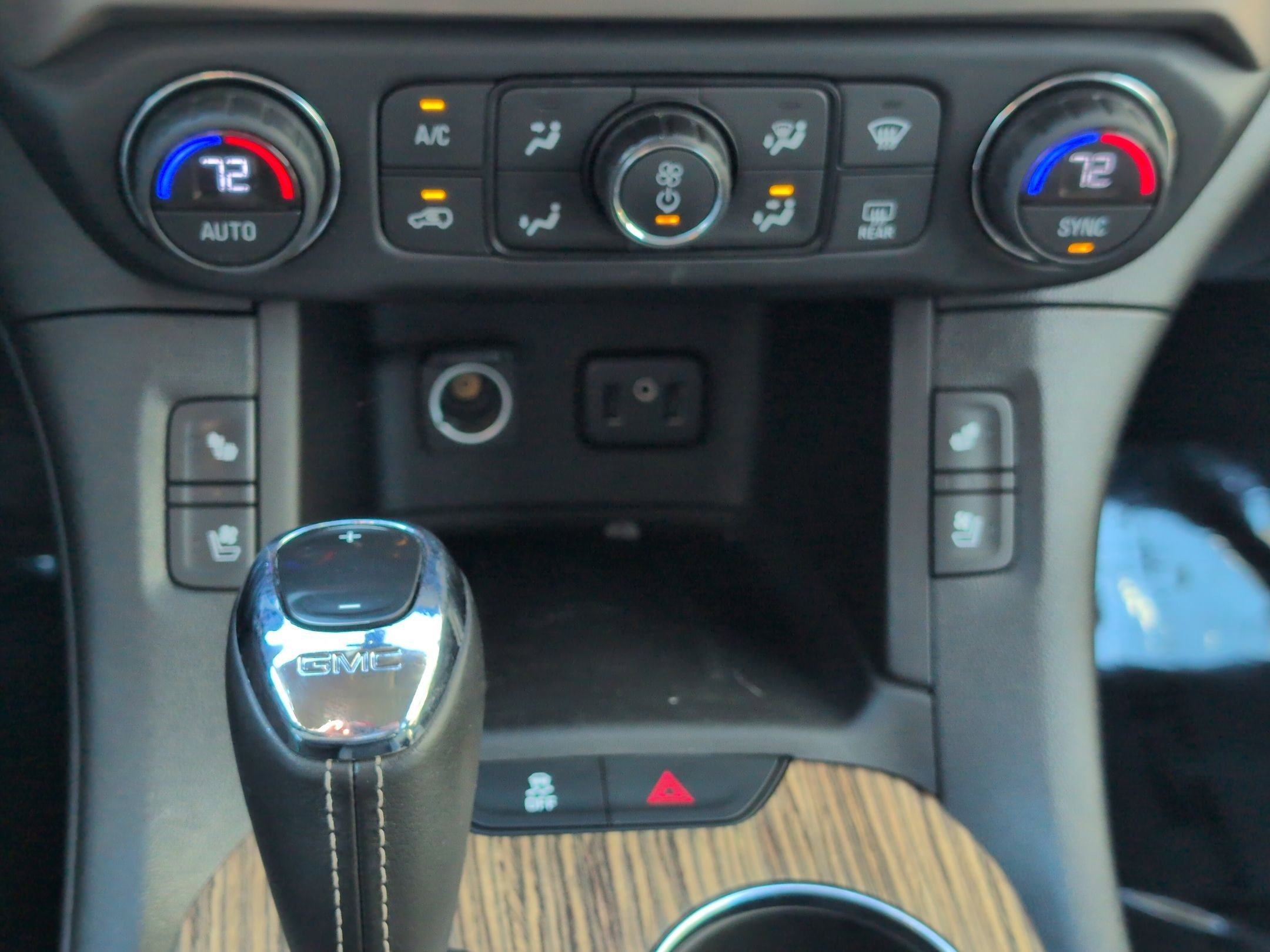 Used 2017 GMC Acadia Denali w/ Technology Package image 21