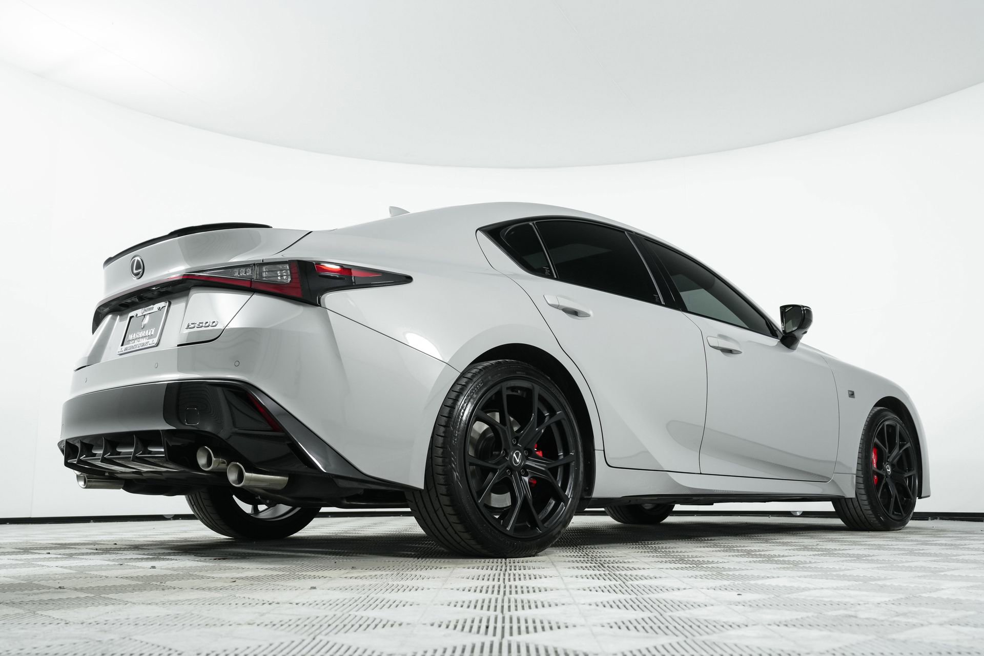 Used 2025 Lexus IS 500 w/ F-Sport Performance image 98