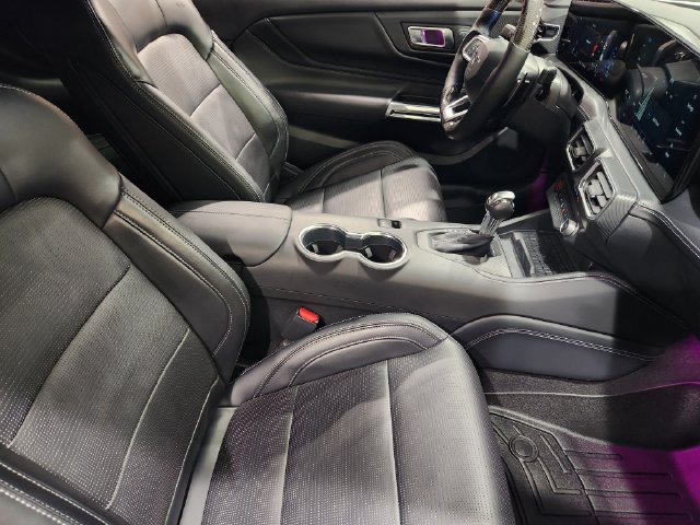 Used 2024 Ford Mustang GT Premium RWD image 17