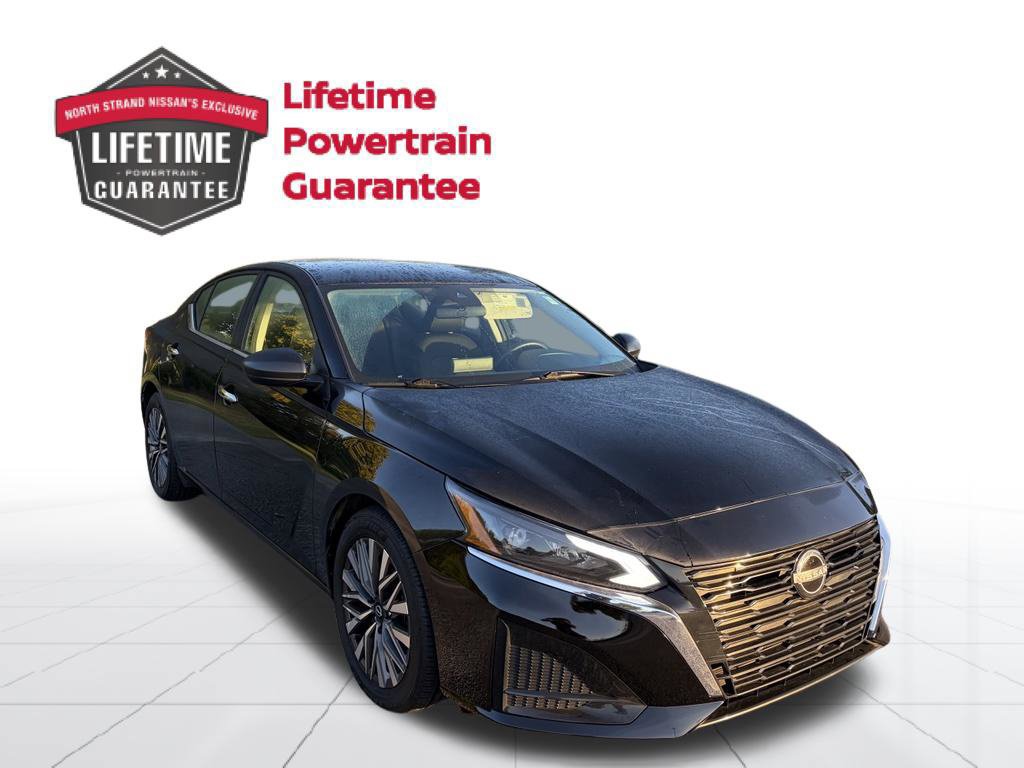 Certified 2024 Nissan Altima 2.5 SV FWD image 8