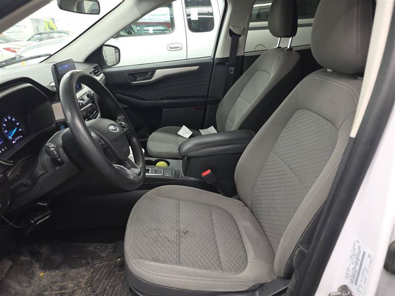 Used 2022 Ford Escape SE AWD/4WD image 9