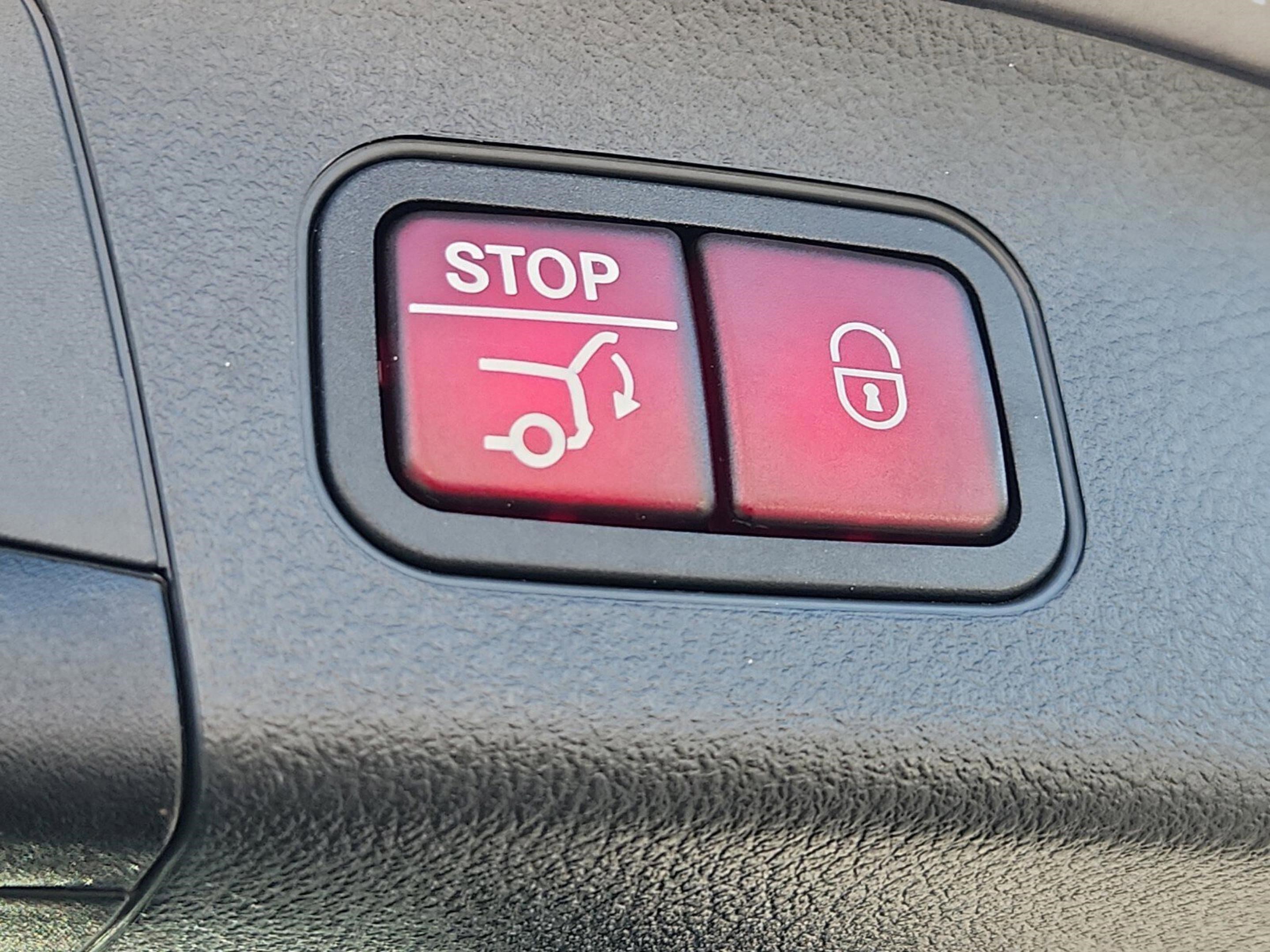 Used 2022 Mercedes-Benz GLA 45 AMG 4MATIC image 24