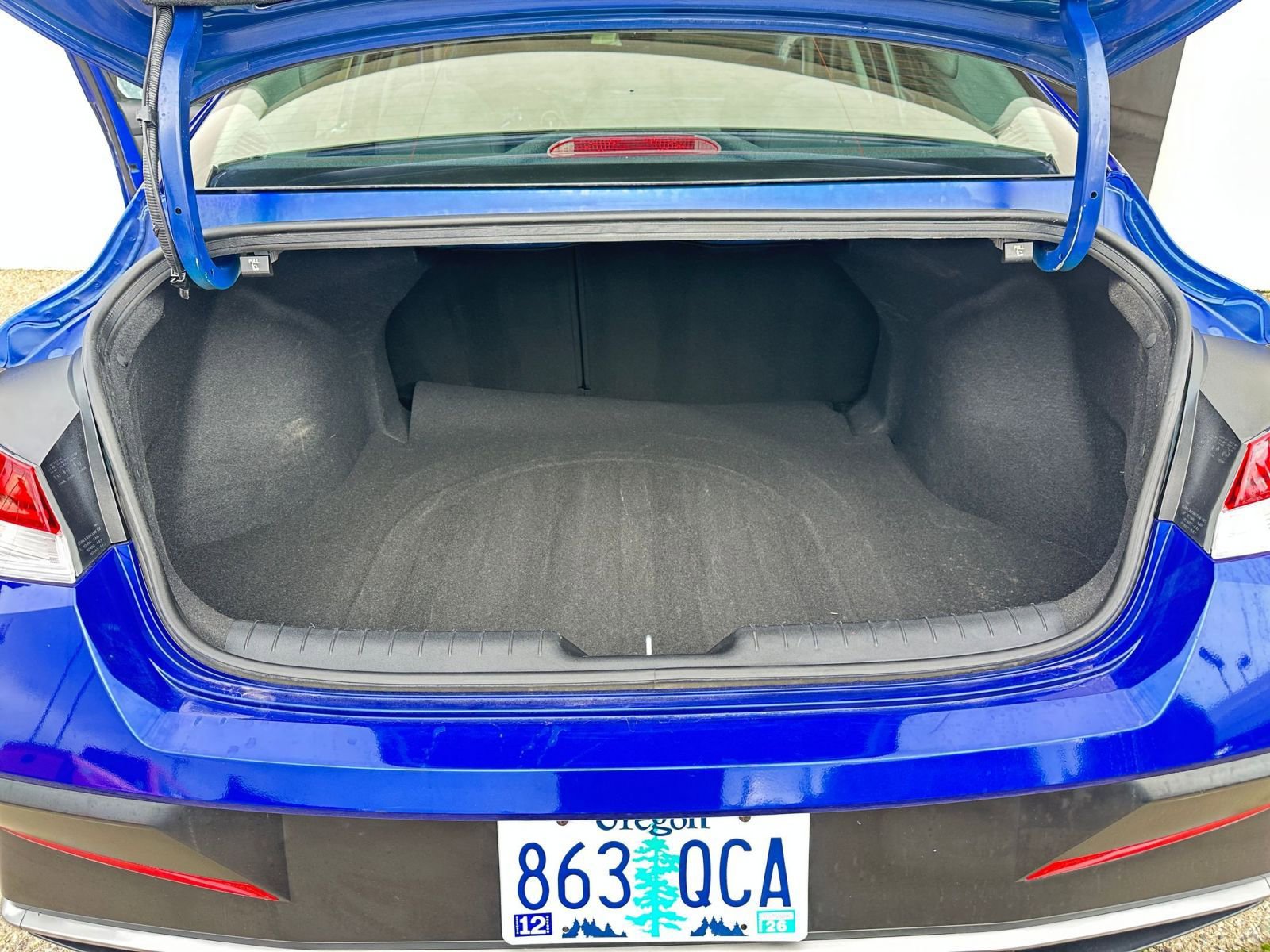 Used 2025 Hyundai Elantra SEL image 33