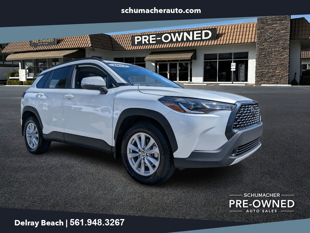 Used 2024 Toyota Corolla Cross LE w/ Moonroof Package