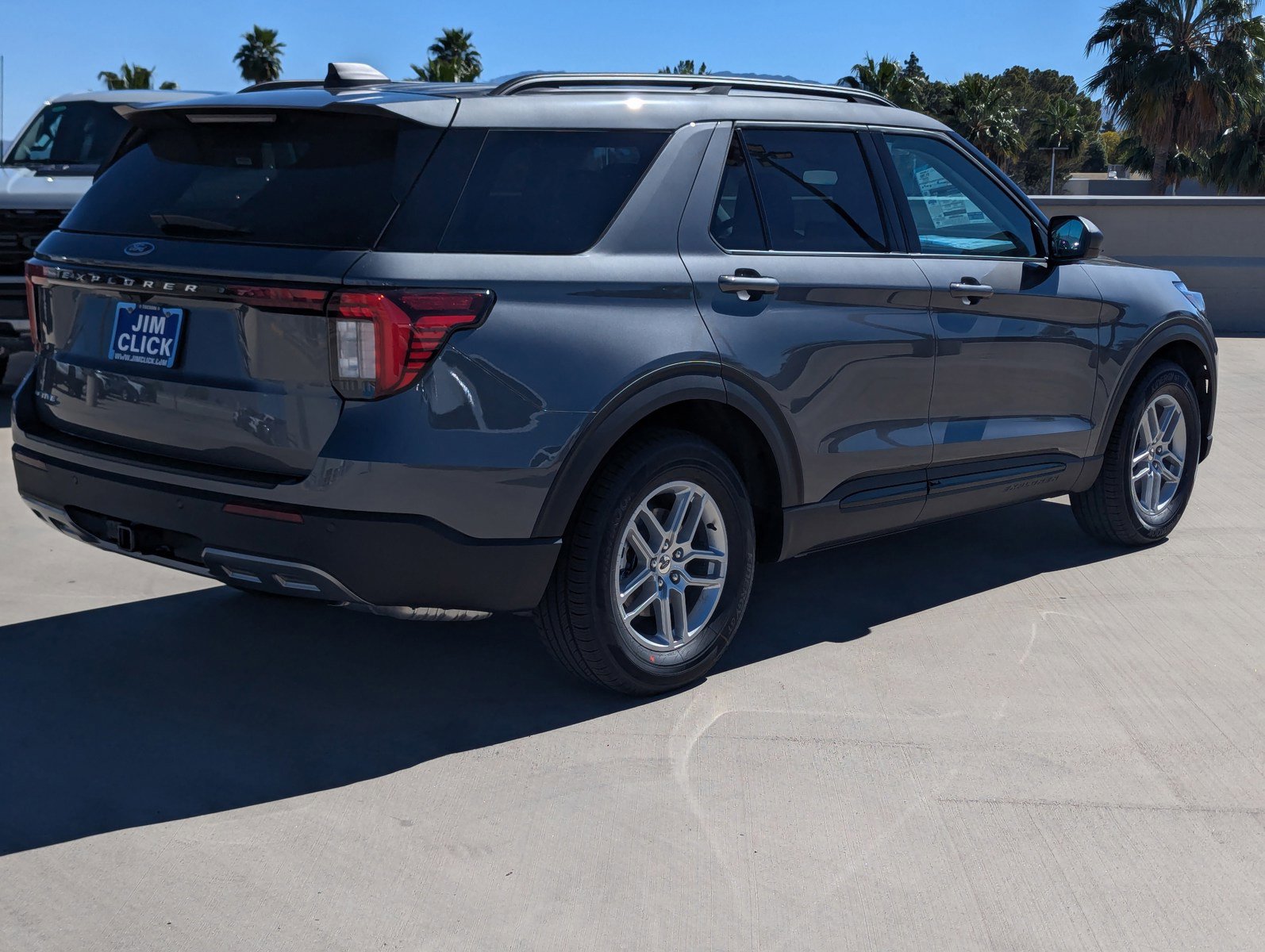 New 2026 Ford Explorer Active w/ Active Comfort Package RWD image 2