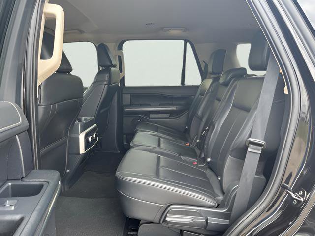 Used 2024 Ford Expedition XLT RWD image 35