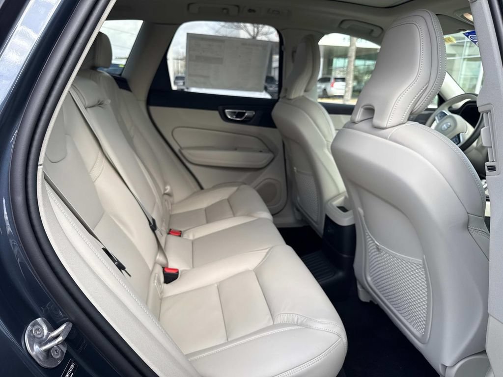 New 2026 Volvo XC60 T8 Ultra w/ Protection Package Premier AWD/4WD image 13