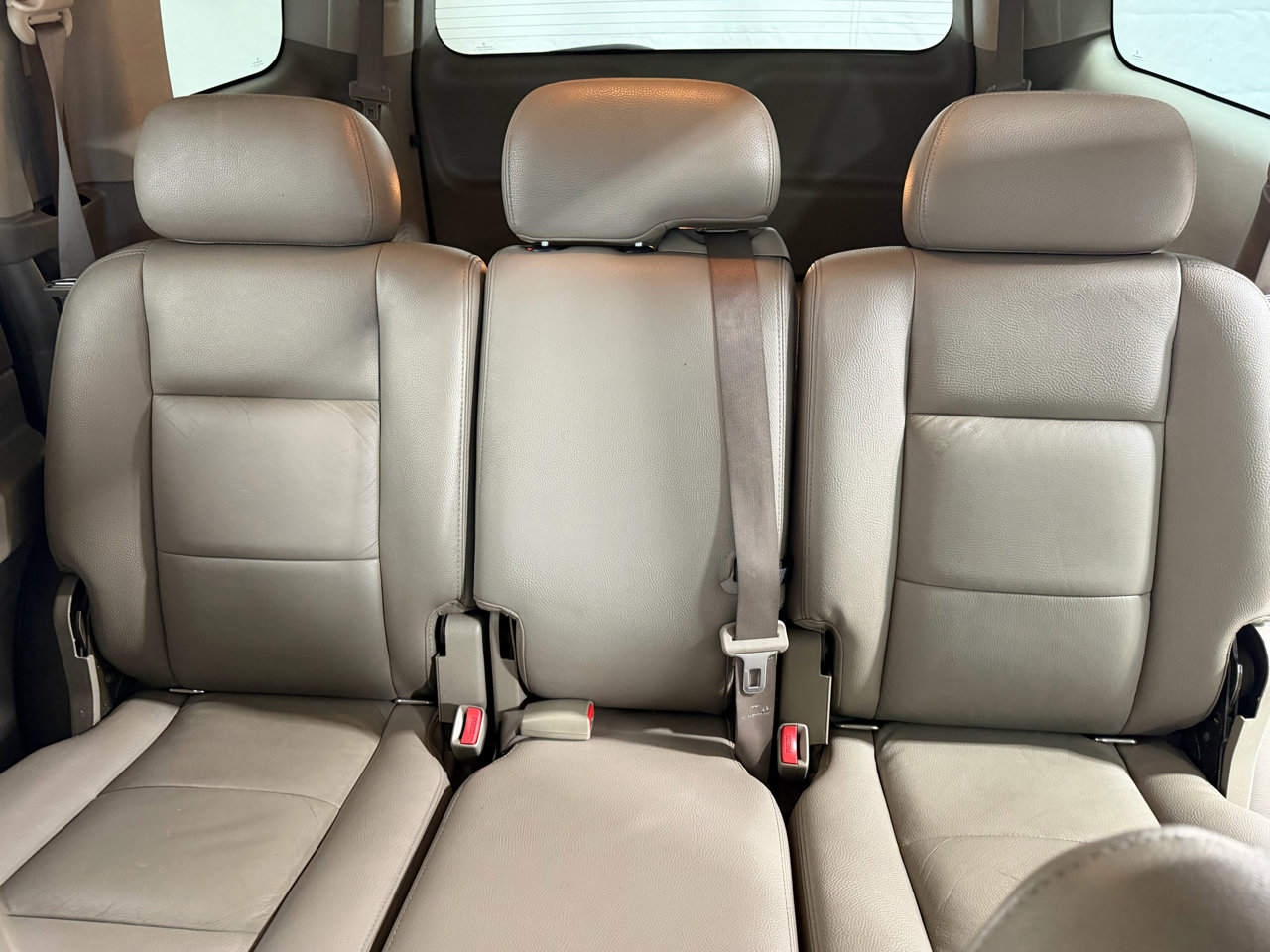 Used 2005 Dodge Durango SLT image 26