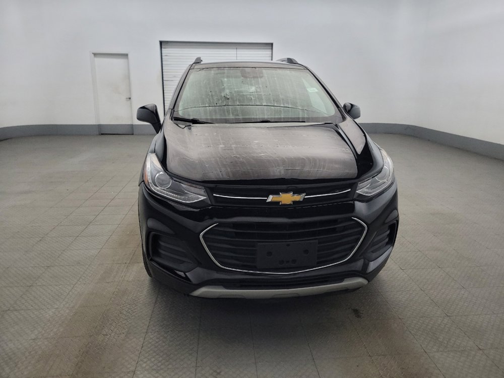 Used 2020 Chevrolet Trax LT w/ LT Convenience Package image 14
