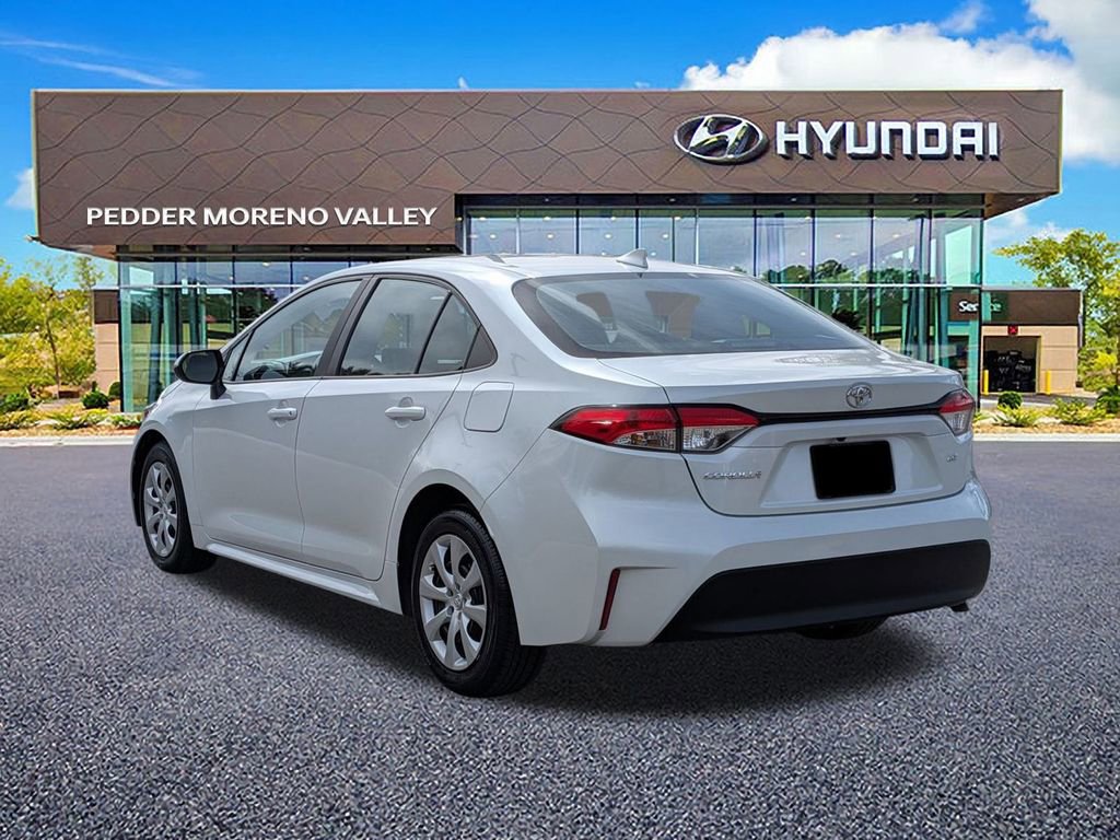 Used 2024 Toyota Corolla LE image 6