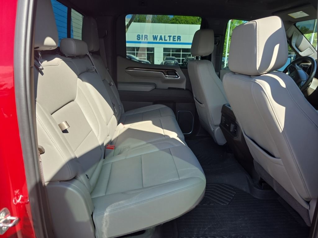 Used 2024 Chevrolet Silverado 1500 LT Trail Boss w/ LT Trail Boss Premium Package image 11