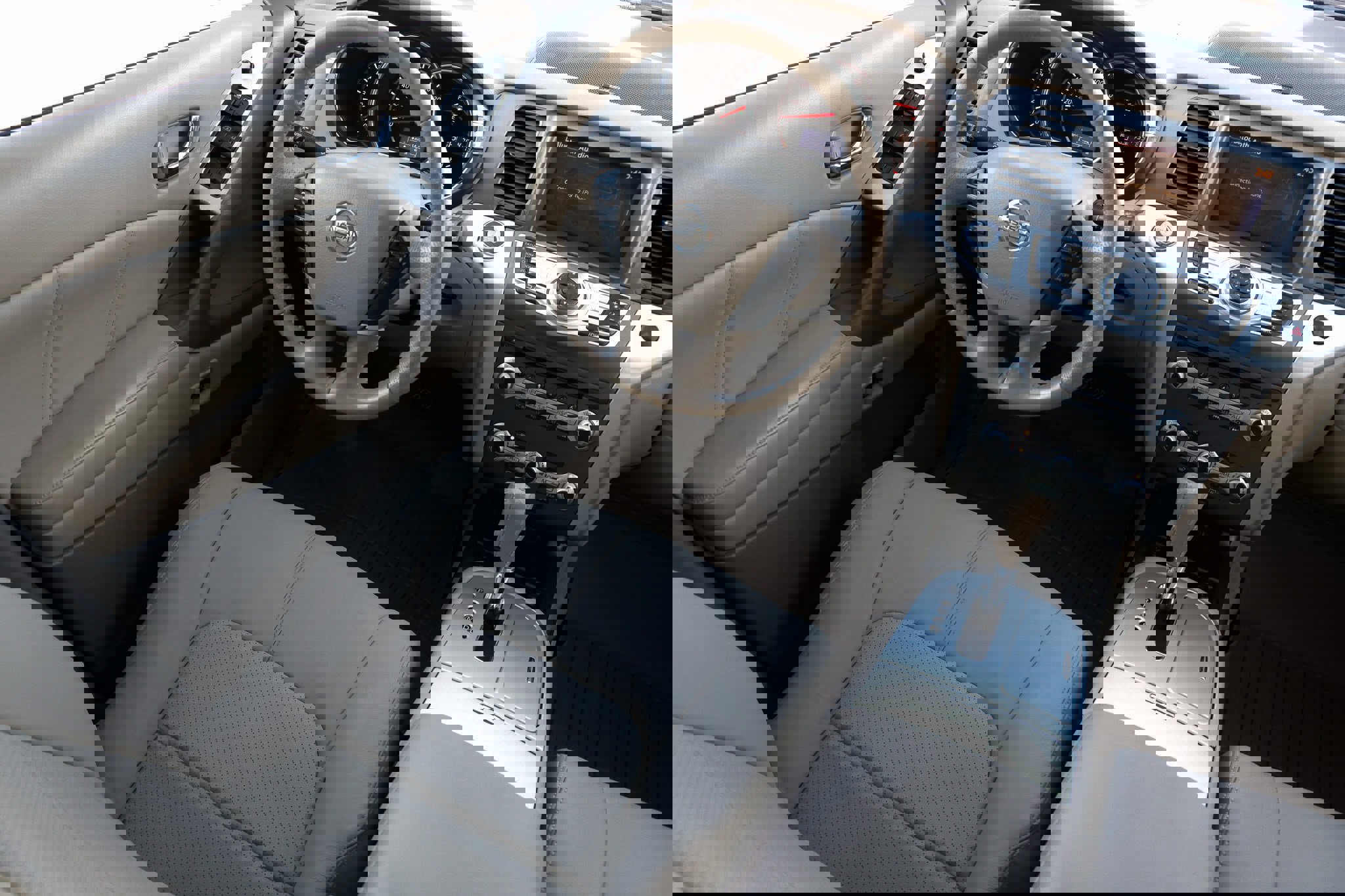 Used 2013 Nissan Murano SL w/ Navigation Pkg image 25