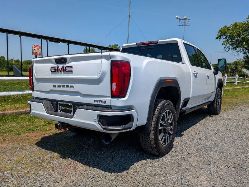 Used 2023 GMC Sierra 2500 AT4 w/ AT4 Premium Plus Package AWD/4WD image 5