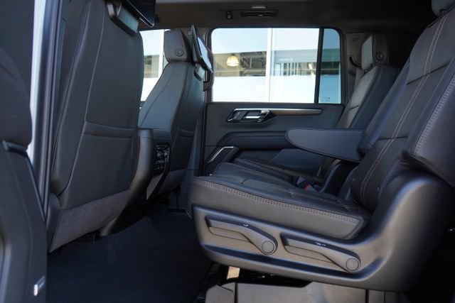 New 2026 Chevrolet Suburban High Country AWD/4WD image 29