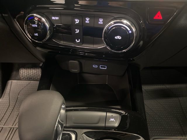 New 2025 Chevrolet Trax LT image 21