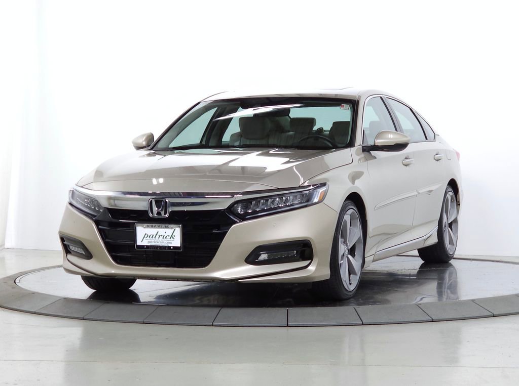 Used 2018 Honda Accord Touring image 3